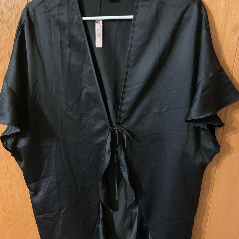 NWT Victoria’s Secret silk coverup